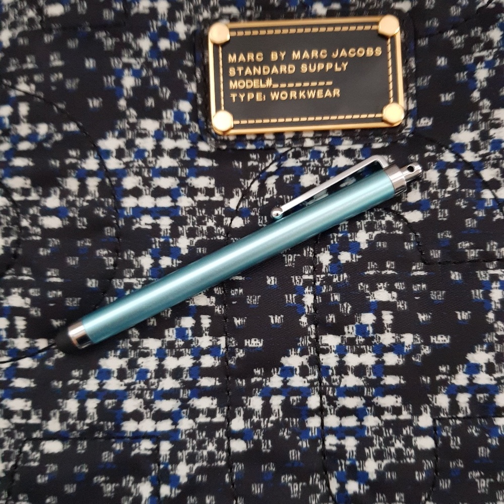 Marc By Marc Jacobs tablet bag with pen - Picture 5 of 5